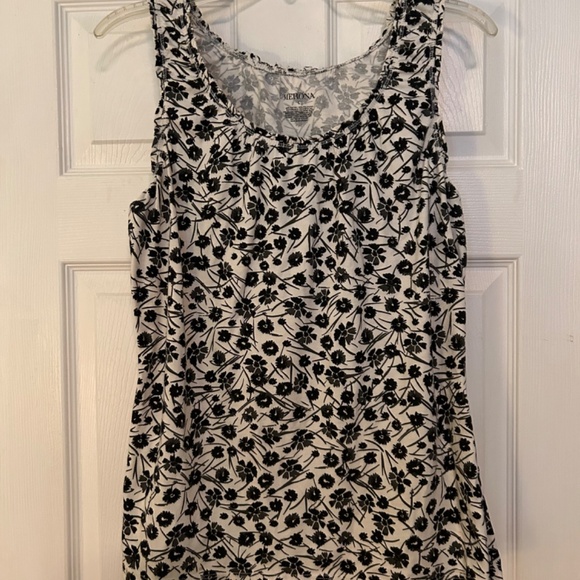Floral print sleeveless shirt - Picture 2 of 3